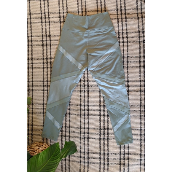 aerie offline yoga pants - Picture 4 of 4